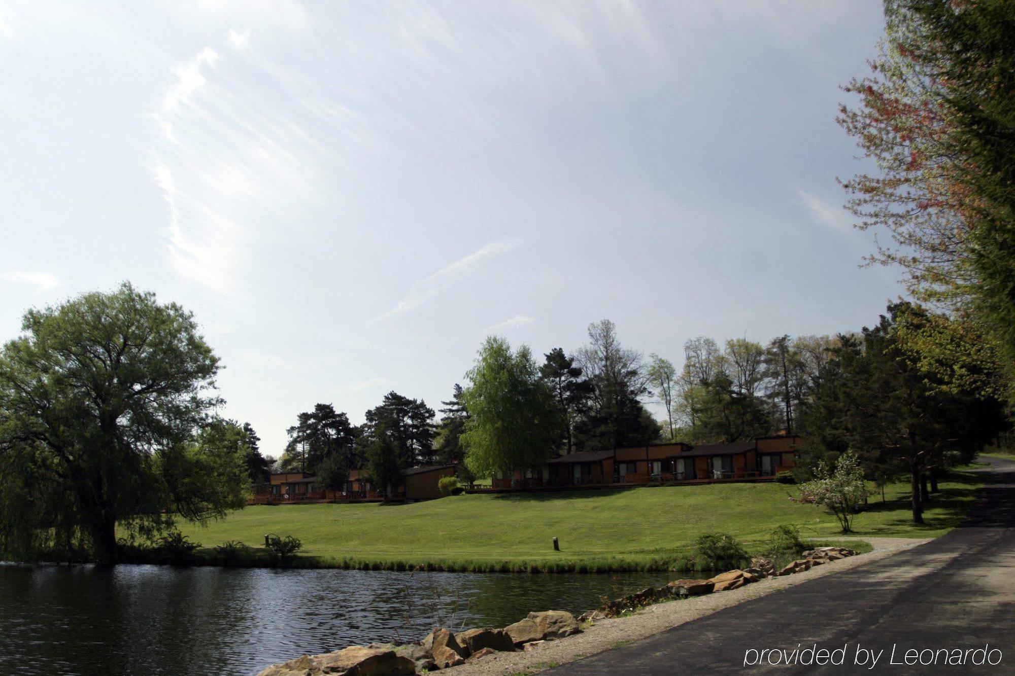 Hotel At